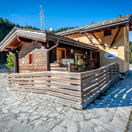 For Rest Bed and Breakfast Madesimo Exteriör bild